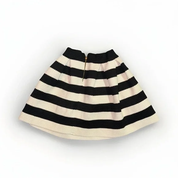 New Trendy Black Mini Skirt w/ Elastic Waist - Picture 2 of 6